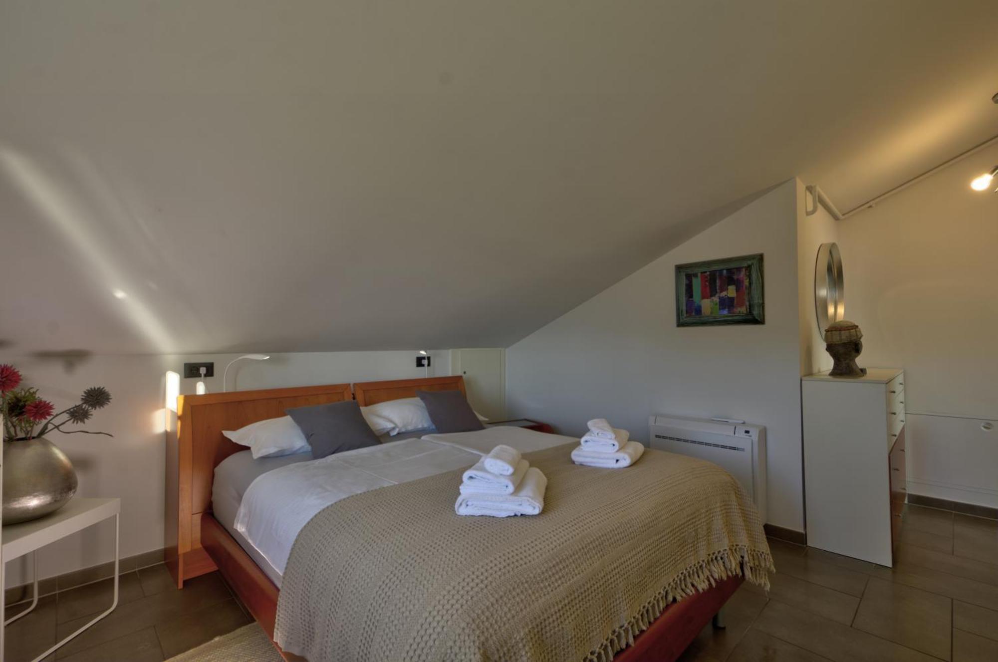 Penthouse Belvedere City View With Private Parking Rijeka Extérieur photo